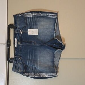 Torrid We Swear By the Fit Cutoff Denim Davenport Metallic Shorts Size 26 NWT